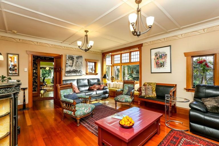 Photo of property in 45 Wallace Place, Westown, New Plymouth, 4310