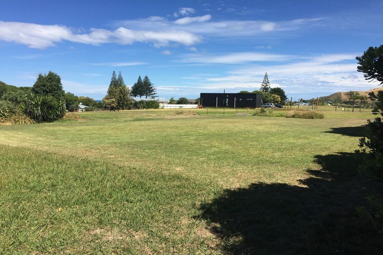 Photo of property in 17 Sandy Cove, Wainui, Gisborne, 4010