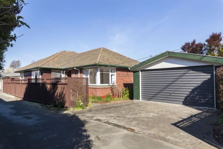 Photo of property in 298 Withells Road, Avonhead, Christchurch, 8042