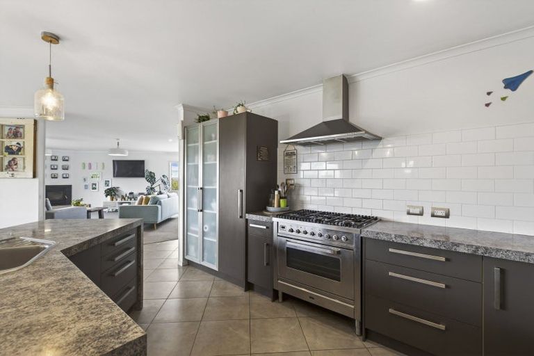 Photo of property in 287 Lincoln Road, Inglewood, 4389