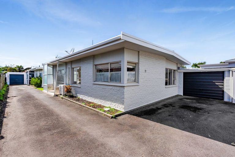 Photo of property in 2/41 Record Street, Fitzroy, New Plymouth, 4312