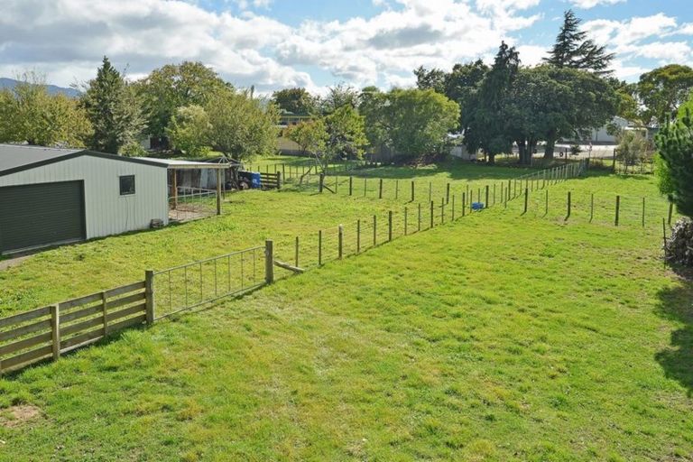 Photo of property in 9a Moreton Road, Carterton, 5713