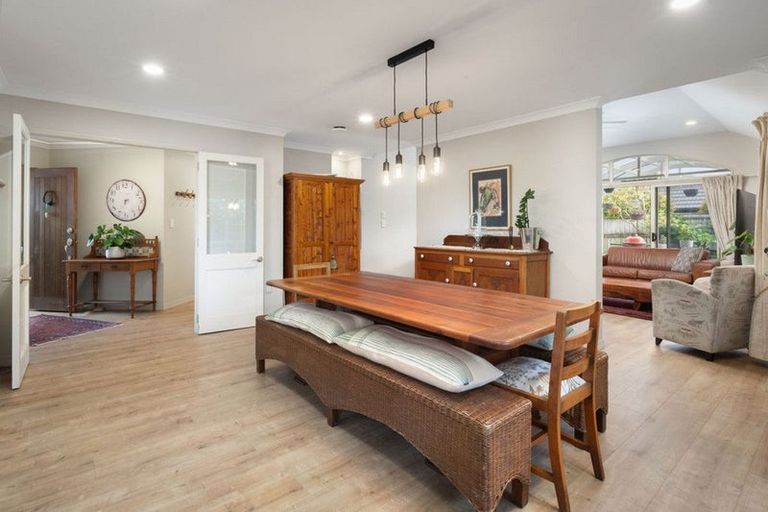 Photo of property in 2 Bransley Grove, Katikati, 3129