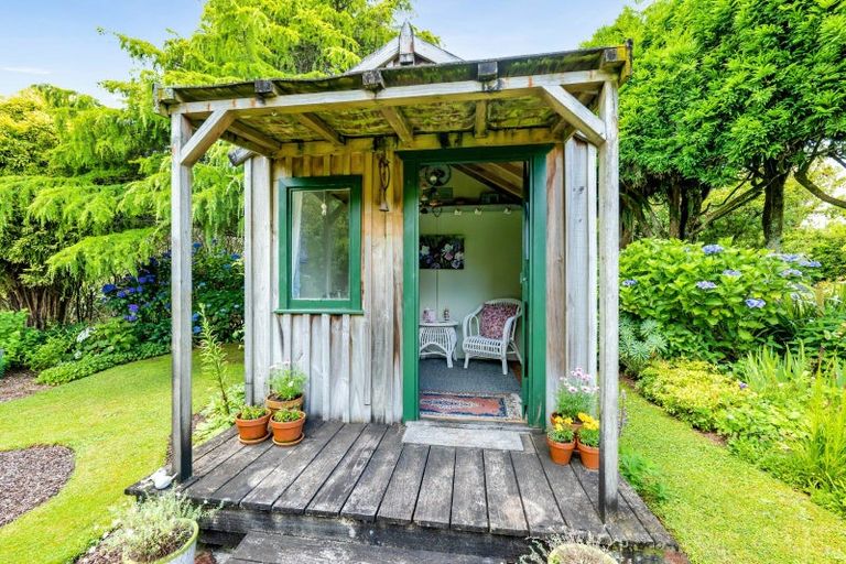 Photo of property in 37 Flint Road West, Stratford, 4332