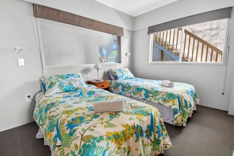 Photo of property in 8 Prospect Street, Russell, 0202