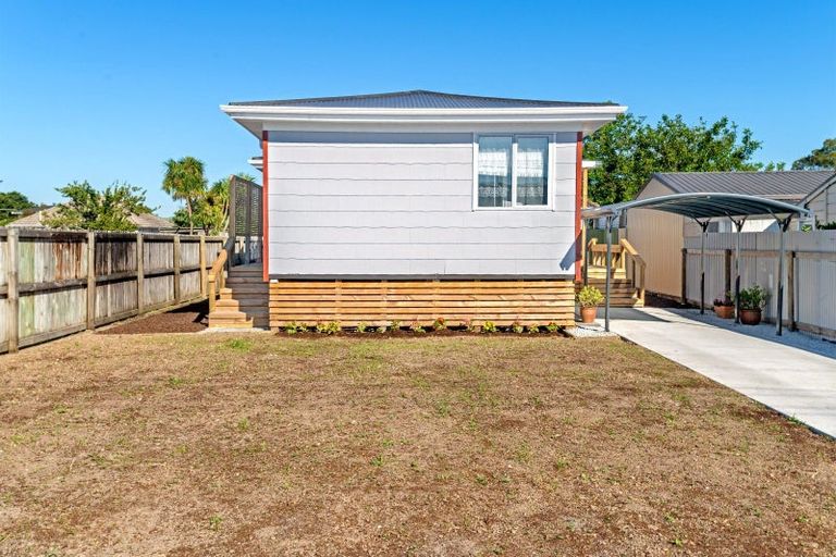 Photo of property in 25 Queens Road, Elgin, Gisborne, 4010