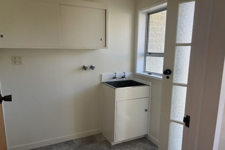 Photo of property in 10 Winiata Place, Otaki, 5512