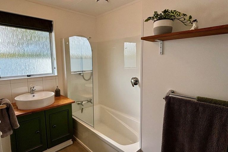 Photo of property in 69 Lanark Crescent, Tamatea, Napier, 4112