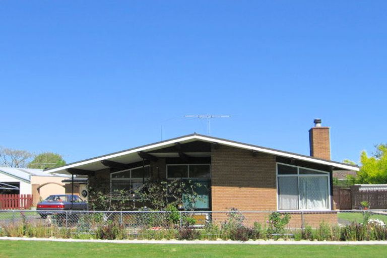 Photo of property in 18 Riperata Street, Riverdale, Gisborne, 4010