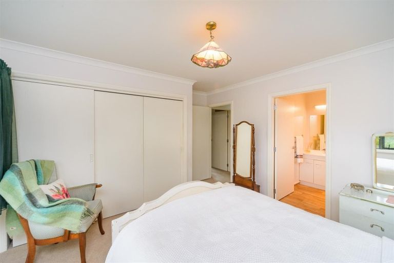 Photo of property in 12 Barnett Drive, Marton, 4710