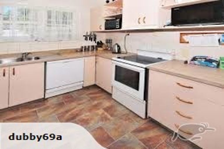 Photo of property in 20 Johnston Street, Featherston, 5710