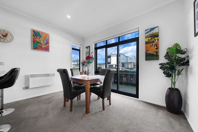 Photo of property in 12 Hoiho Road, Pukekohe, 2120