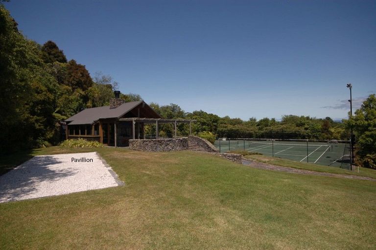Photo of property in 21 Whakamoenga Point, Acacia Bay, Taupo, 3385