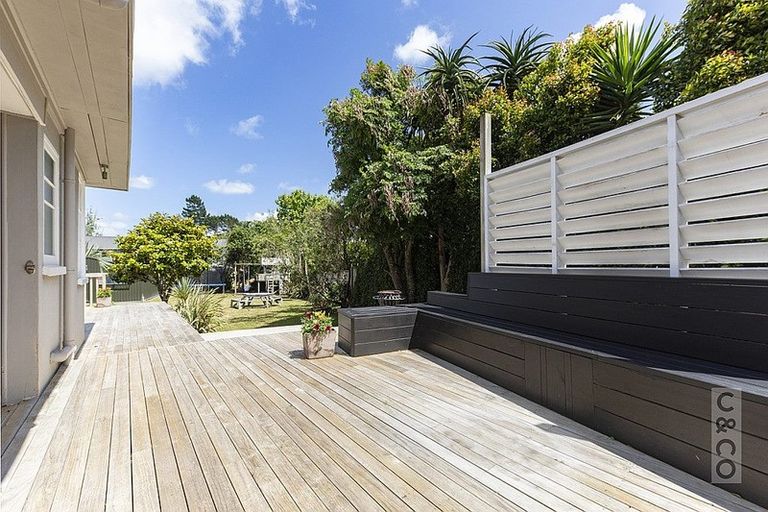 Photo of property in 41 Riverhead Road, Kumeu, 0810