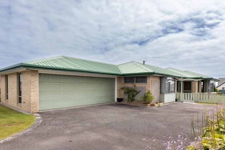 Photo of property in 20 Parfitt Place, Greymouth, 7805