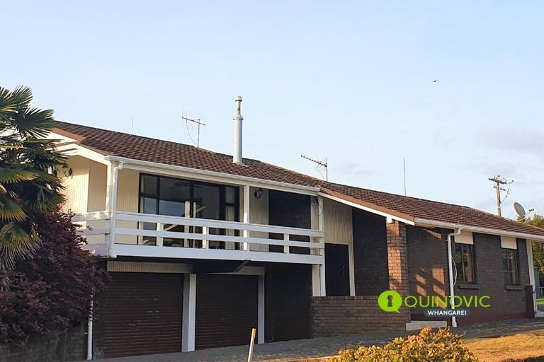 Photo of property in 10a Kowhai Park Road, Maunu, Whangarei, 0110
