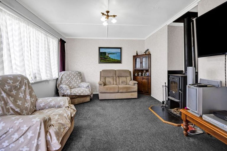 Photo of property in 30 Leicester Street, Patea, 4520