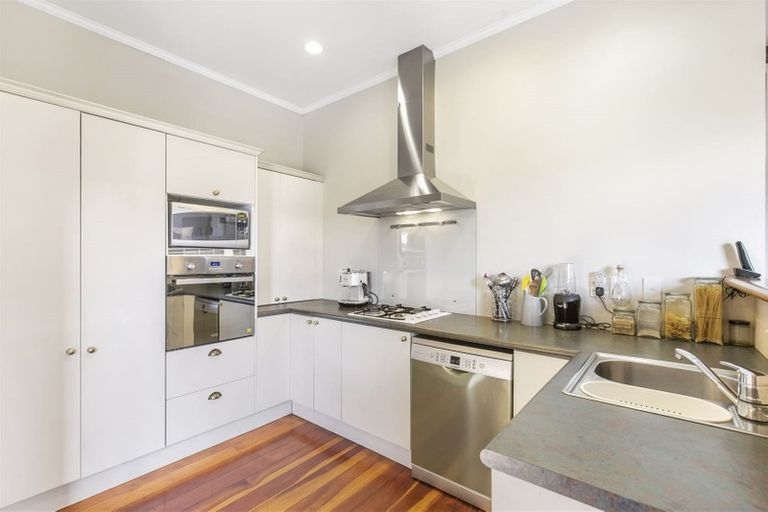 Photo of property in 2/12 Paton Avenue, Papatoetoe, Auckland, 2025