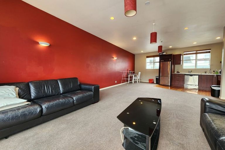 Photo of property in 199 Tasman Street, Mount Cook, Wellington, 6021