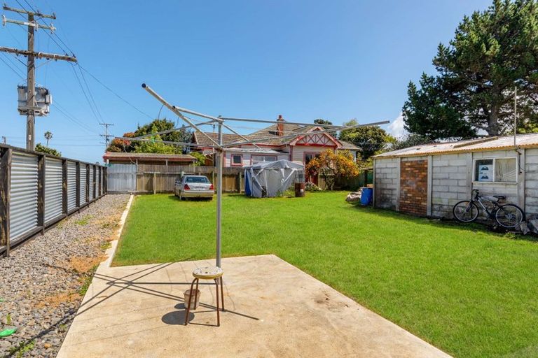 Photo of property in 13 Abbot Street, Gonville, Whanganui, 4501