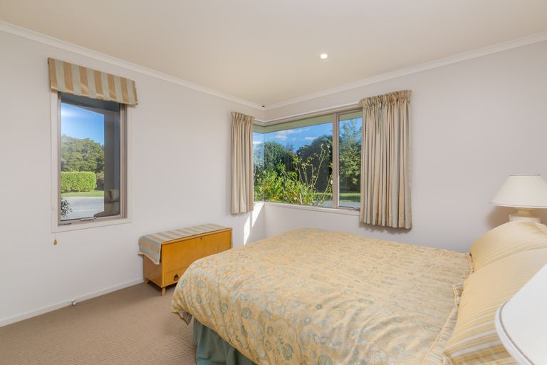 Photo of property in 45 Waitotara Drive, Waipapa, 0230
