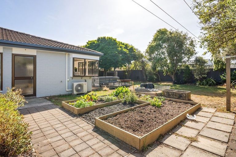 Photo of property in 1/54 Rookwood Avenue, New Brighton, Christchurch, 8083