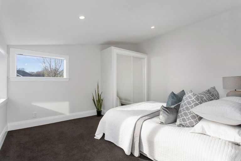 Photo of property in 3 Strowan Road, Strowan, Christchurch, 8052