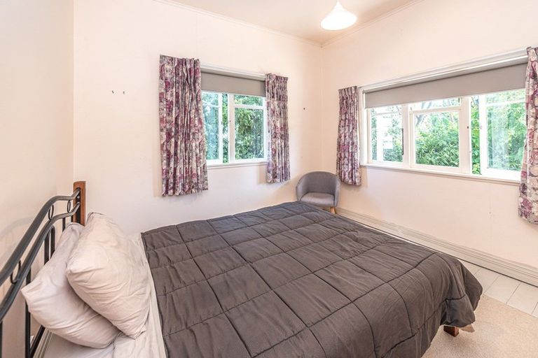 Photo of property in 42 Gloag Street, Waverley, 4510