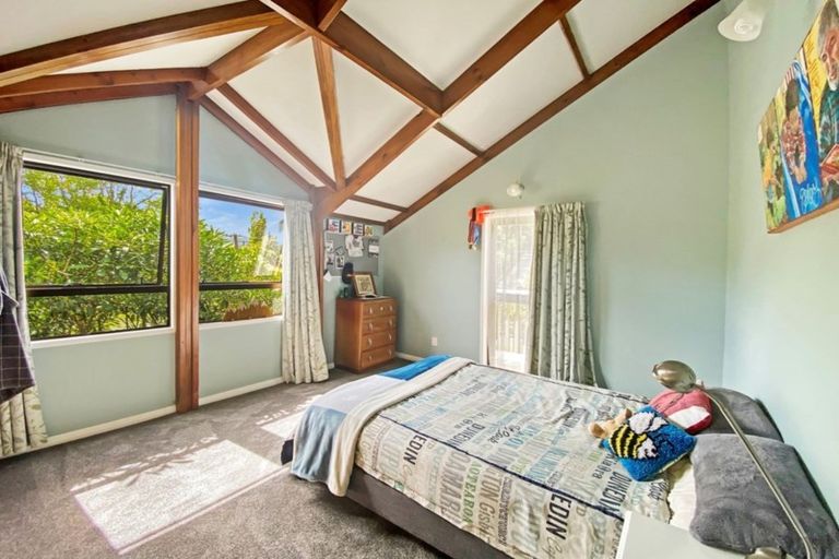 Photo of property in 34 Field Street, Silverstream, Upper Hutt, 5019