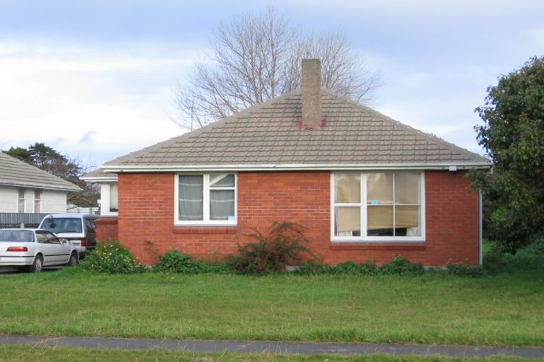 Photo of property in 16 Tilbury Avenue, Hokowhitu, Palmerston North, 4410
