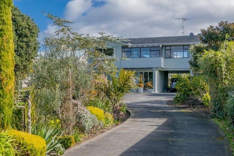 Photo of property in 93 Manly Street, Paraparaumu Beach, Paraparaumu, 5032