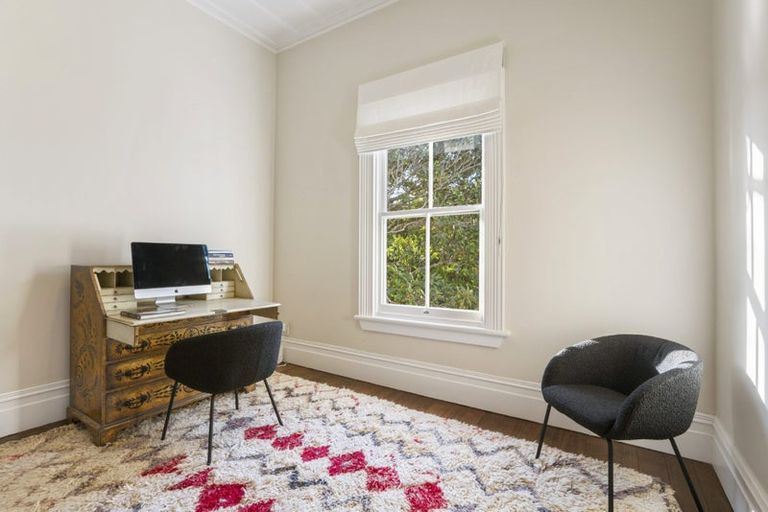 Photo of property in 73 Hinemoa Street, Birkenhead, Auckland, 0626