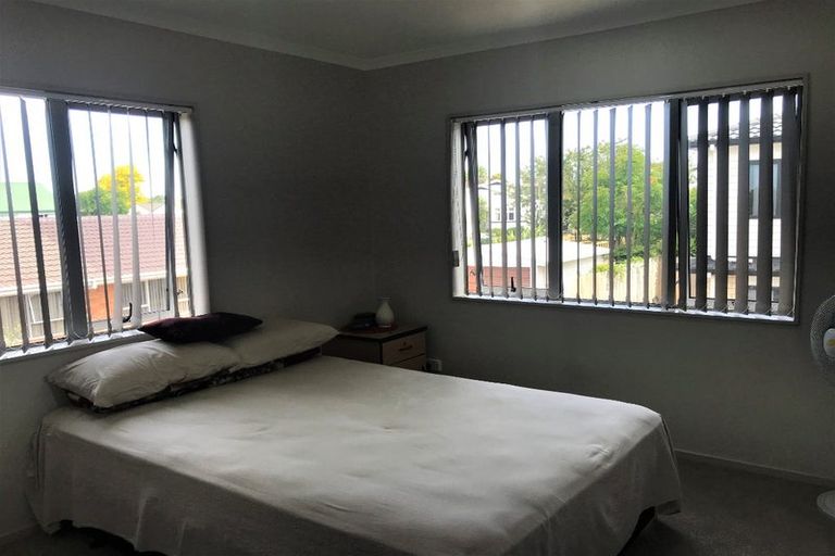 Photo of property in 77a Puhinui Road, Papatoetoe, Auckland, 2104