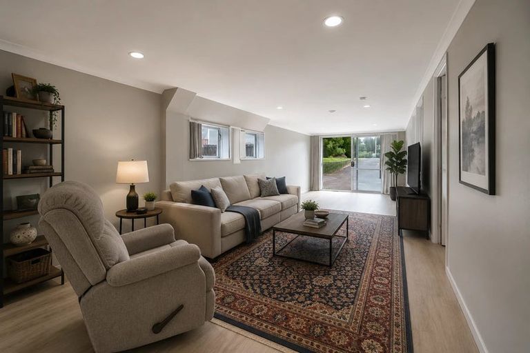 Photo of property in 41 Royal Road, Massey, Auckland, 0614