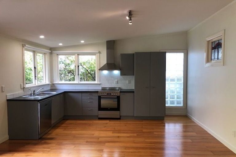 Photo of property in 15 Mcmillan Street, Maori Hill, Dunedin, 9010