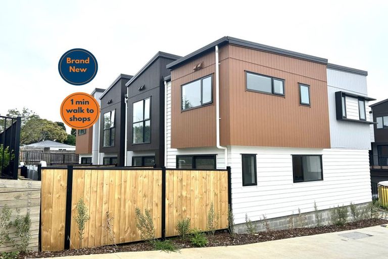 Photo of property in 10 Raupeti Lane, Henderson, Auckland, 0612