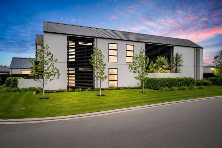 Photo of property in 31 Wallace Crescent, Prebbleton, 7604