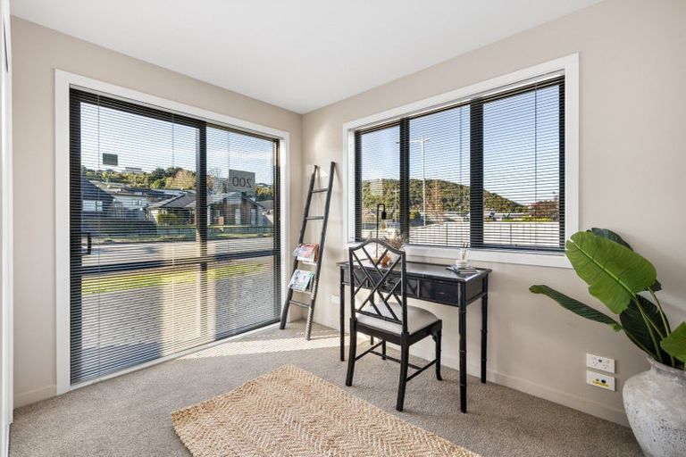 Photo of property in 200 Lakes Boulevard, Pyes Pa, Tauranga, 3112