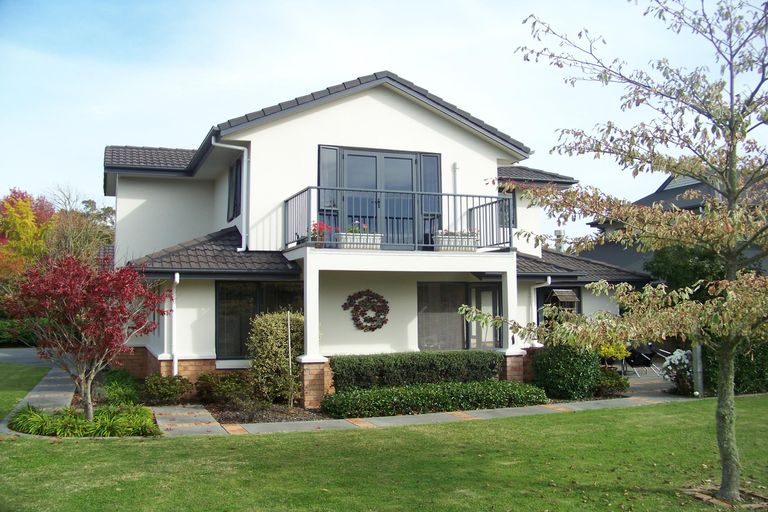 Photo of property in 1 Shaw Street, Leamington, Cambridge, 3432