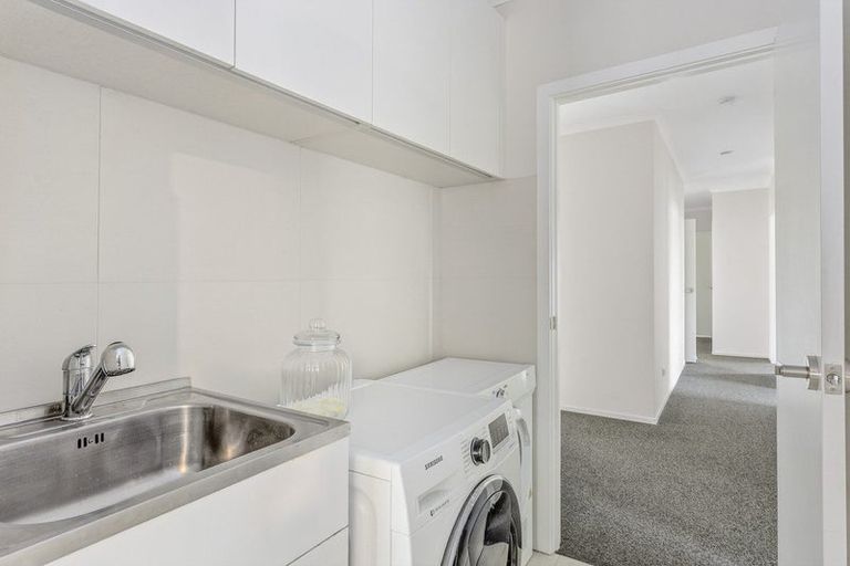 Photo of property in 6 Hehan Close, Cambridge, 3434