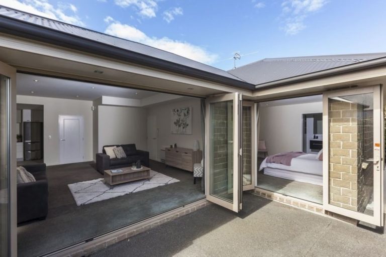 Photo of property in 70e Jeffreys Road, Fendalton, Christchurch, 8052