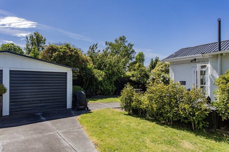 Photo of property in 174 Cranford Street, St Albans, Christchurch, 8014