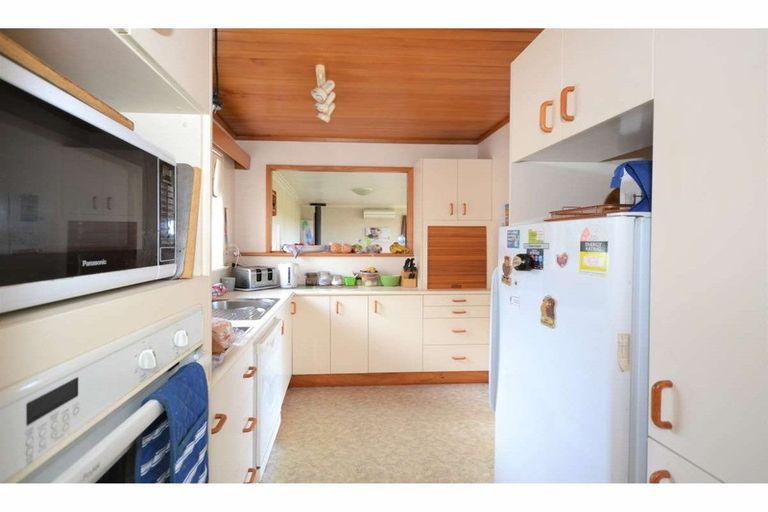 Photo of property in 222 Okokako Road, Waimate North, Kerikeri, 0293