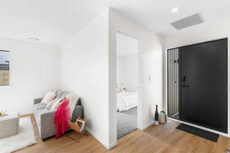 Photo of property in 6 Cabbage Close, Halswell, Christchurch, 8025