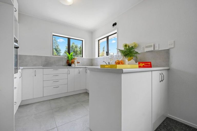 Photo of property in 8 Sandford Place, Chartwell, Hamilton, 3210