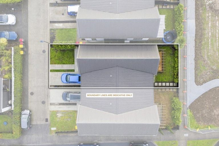 Photo of property in 3 Irving Place, Hobsonville, Auckland, 0616