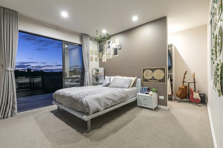 Photo of property in 5b The Prom, Coatesville, Albany, 0793