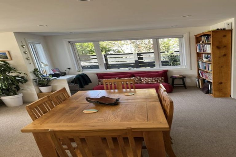 Photo of property in 12 Broadway Avenue, Waikuku Beach, 7473