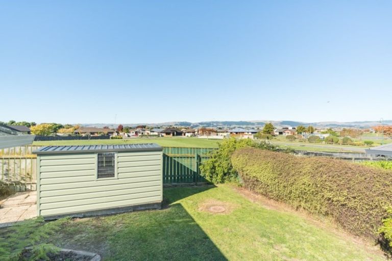 Photo of property in 8 Shakespeare Way, Kelvin Grove, Palmerston North, 4414