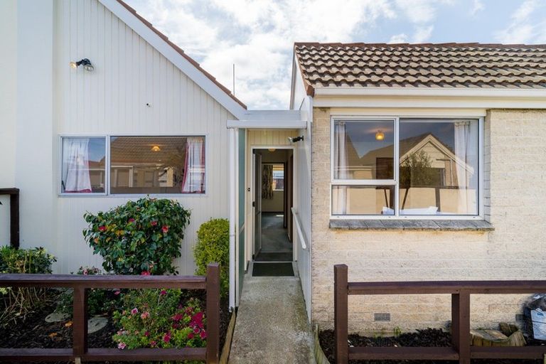 Photo of property in 58i Oxford Street, South Dunedin, Dunedin, 9012